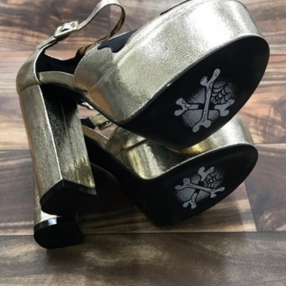 Iron Fist Gold and black cross bone block platform heels 7 - Picture 6 of 11